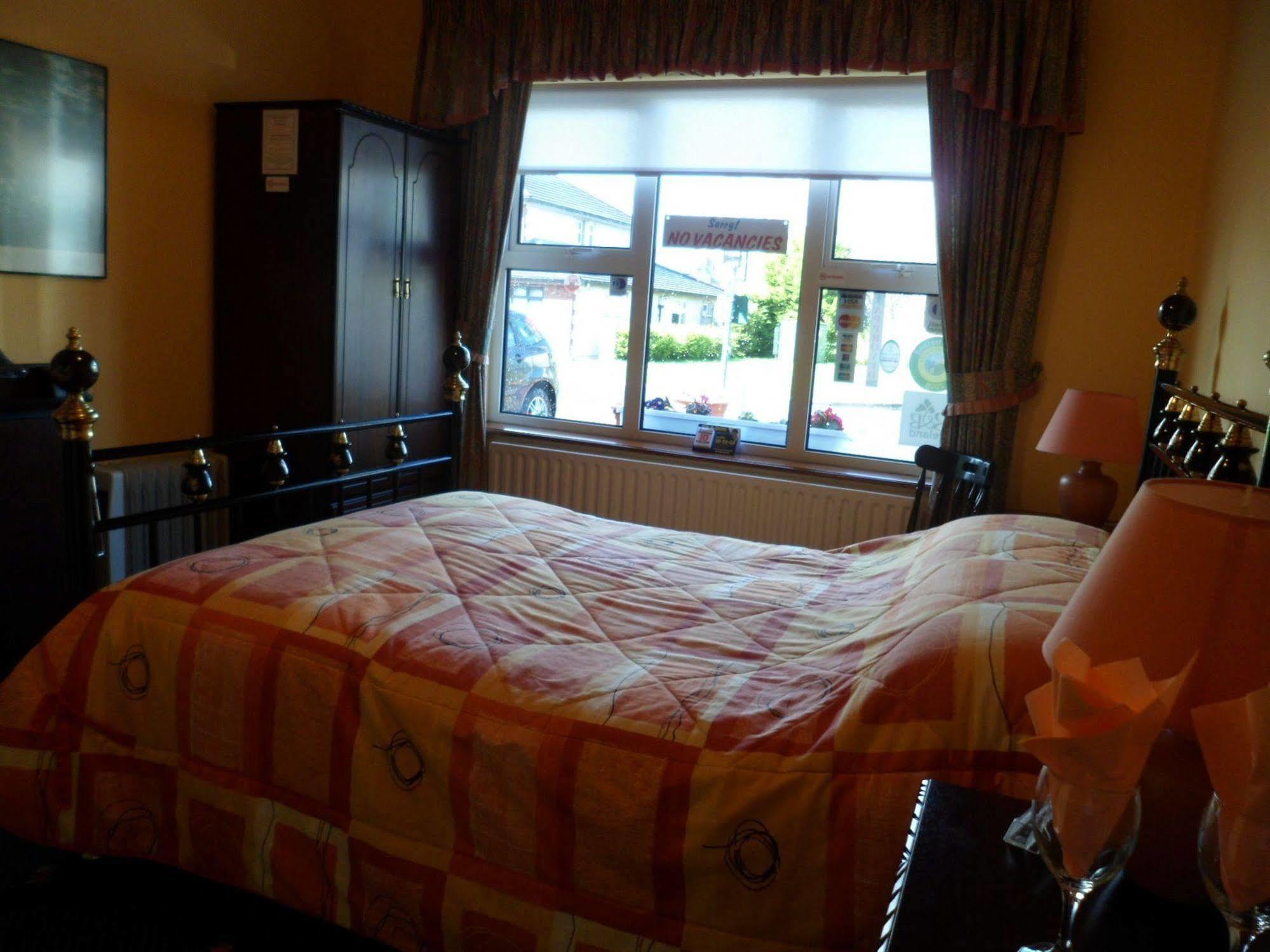 The Branches B&B Galway Bagian luar foto