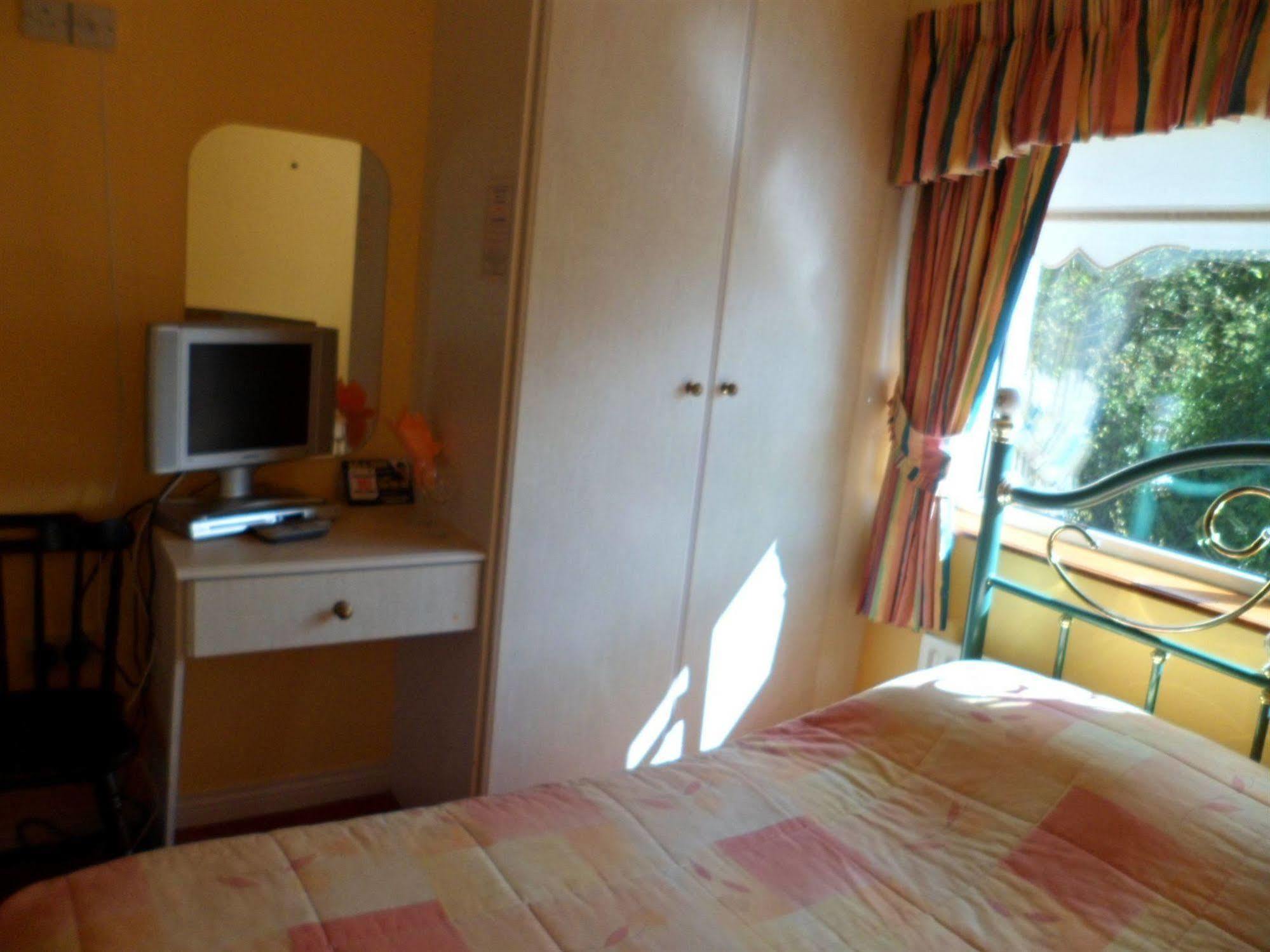 The Branches B&B Galway Bagian luar foto